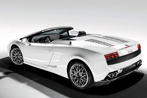 Lamborghini Gallardo Spyder LP570-4 Performance 2012 view 3