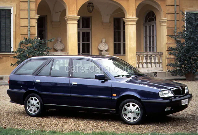 Lancia Dedra Station Wagon 1.8 LS 1994 front view
