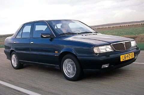 Lancia Dedra 1.8 16v LS 1996 view 4