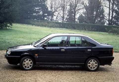 Lancia Dedra 1.8 16v LS 1996 view 2