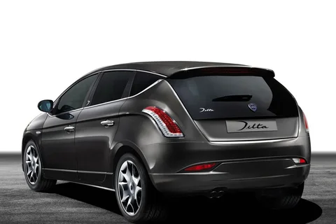 Lancia Delta 1.4 MultiAir 140hp Silver 2011 view 5