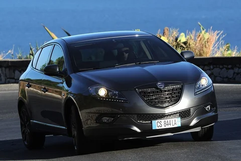 Lancia Delta 1.4 MultiAir 140hp Silver 2011 view 6
