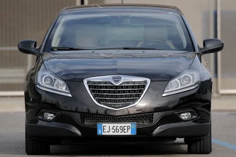 Lancia Delta 1.4 MultiAir 140hp Silver 2011 view 7