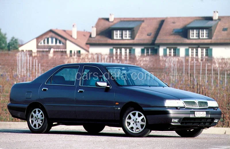 Lancia Kappa 2.4 20v LE 1995 front view