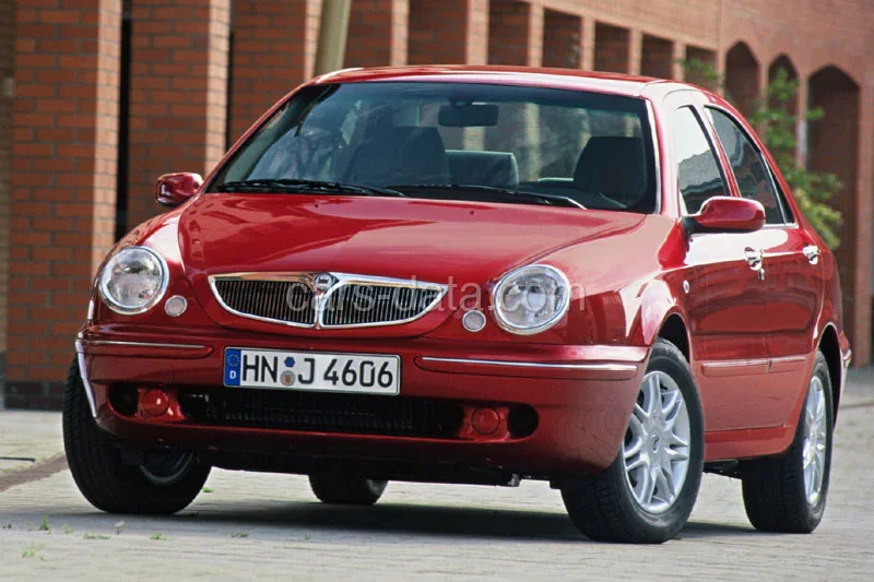 Lancia Lybra 1.8 16v LS Plus 2003 front view