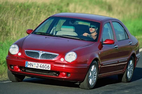 Lancia Lybra 1.8 16v LS Plus 2003 view 4