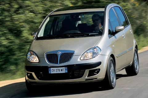 Lancia Musa 1.4 8v Argento 2007 view 6