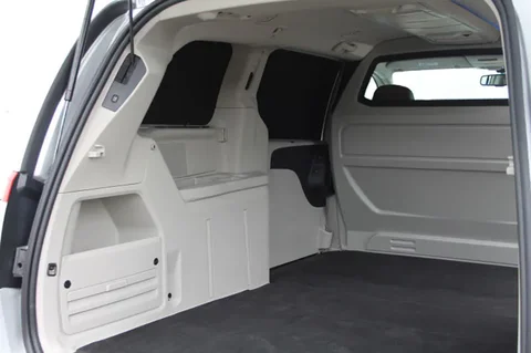 Lancia Voyager Van 2.8 Multijet Platinum 2012 view 4