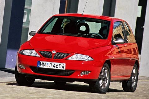 Lancia Ypsilon 1.2 elefantino blu 2000 view 3