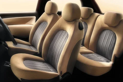 Lancia Ypsilon 1.4 16v Momo-Design 2006 view 9