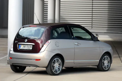 Lancia Ypsilon 1.4 8v Oro 2006 view 6