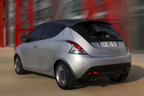 Lancia Ypsilon 1.2 8v Platinum 2011 view 4