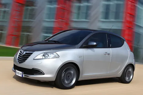 Lancia Ypsilon 1.2 8v Platinum 2011 view 6