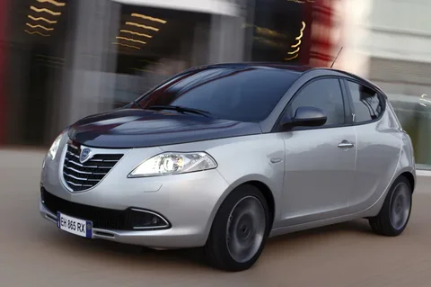 Lancia Ypsilon 1.2 8v Platinum 2011 view 10
