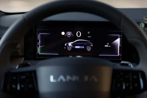 Lancia Ypsilon 1.2 Turbo 110hp Ibrida 2025 view 10