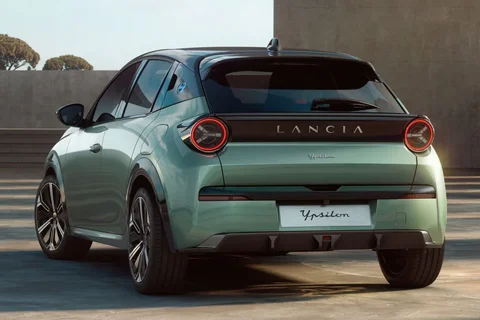 Lancia Ypsilon Electric HF 2025 view 8