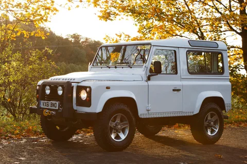 Land Rover Defender 90 2.2 TD Soft Top 2011 view 3
