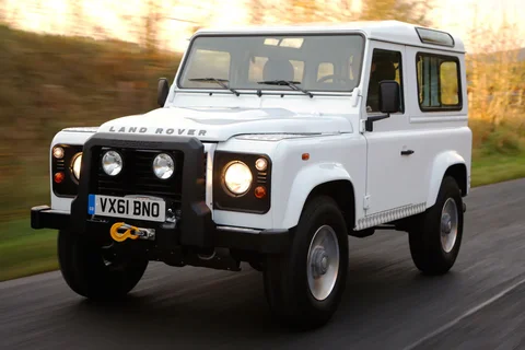 Land Rover Defender 90 2.2 TD Soft Top 2011 view 4