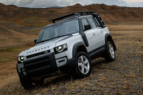 Land Rover Defender 110 D240 2019 view 6