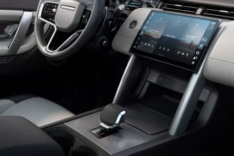 Land Rover Discovery Sport 2020 front view