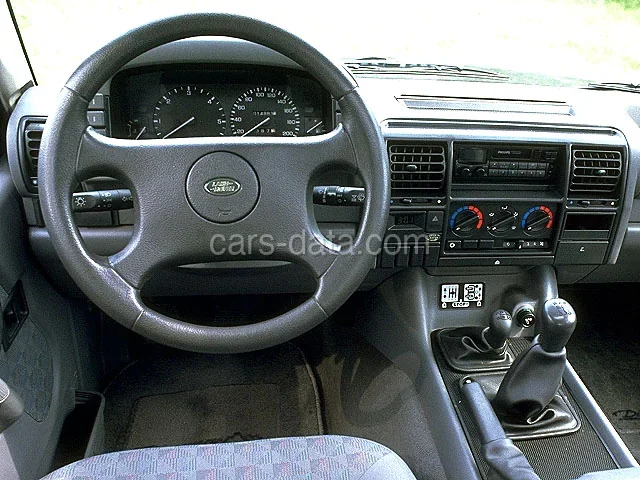 Land Rover Discovery V8i ES 1994 front view