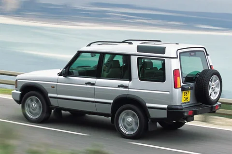 Land Rover Discovery 4.0 V8i E 2002 view 2
