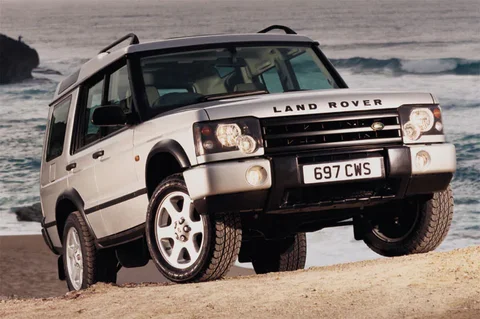 Land Rover Discovery 4.0 V8i E 2002 view 3