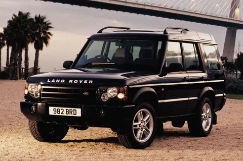 Land Rover Discovery 4.0 V8i E 2002 view 4