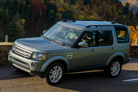 Land Rover Discovery SDV6 3.0 SE 2014 view 10