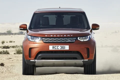 Land Rover Discovery 2.0 TD4 S 2016 view 2