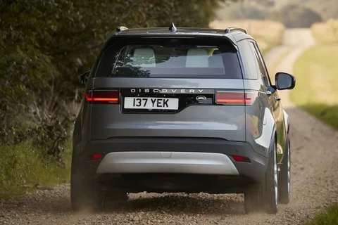 Land Rover Discovery P360 Dynamic HSE 2020 view 4