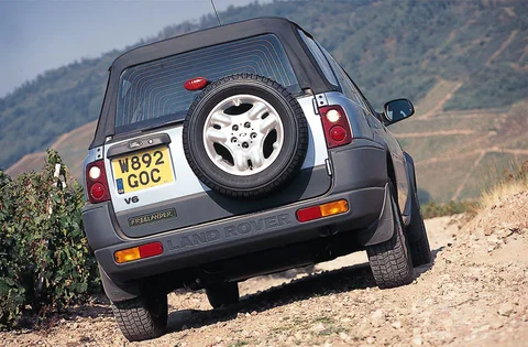 Land Rover Freelander Hardback 1.8i ES 2000 view 2