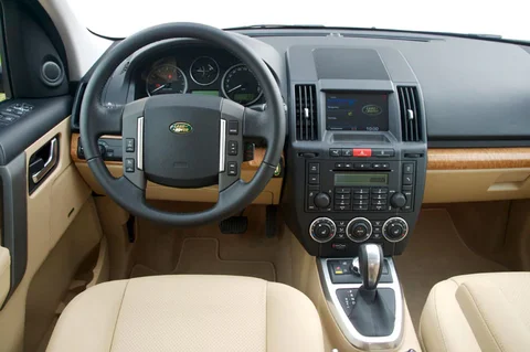 Land Rover Freelander 3.2 i6 SE 2007 view 8
