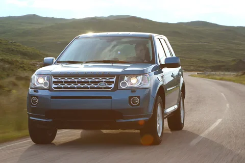 Land Rover Freelander 2.2 TD4 Dynamic 2012 view 3