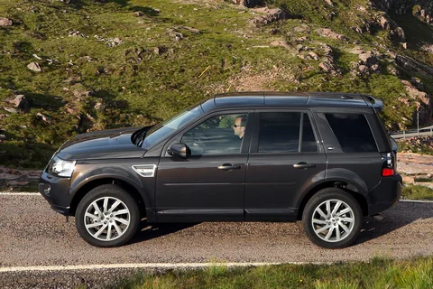 Land Rover Freelander 2.2 TD4 Dynamic 2012 view 9