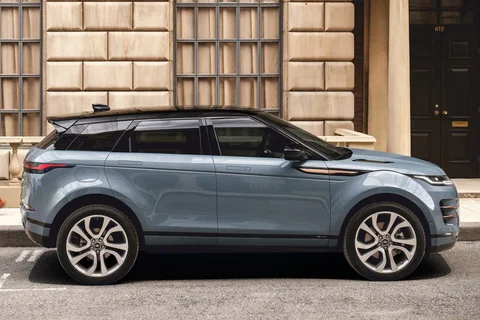 Land Rover Range Rover Evoque D150 R-Dynamic S 2019 view 12