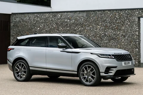 Land Rover Range Rover Velar P400e Dynamic SE 2023 view 8