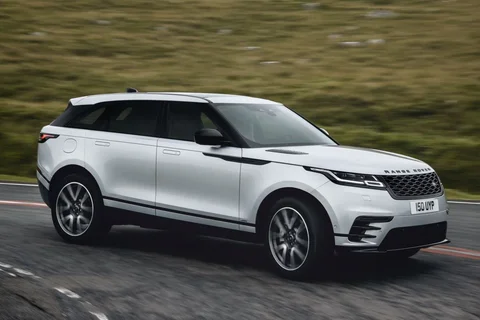 Land Rover Range Rover Velar P400e Dynamic SE 2023 view 9