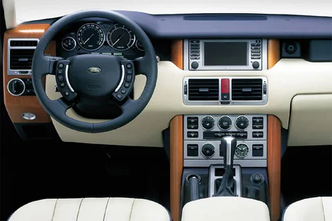 Land Rover Range Rover V8 HSE 2002 view 7