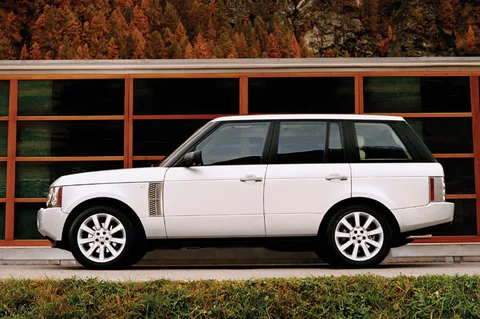 Land Rover Range Rover V8 SE 2005 view 2