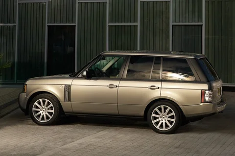 Land Rover Range Rover V8 5.0 Supercharged 2009 view 9