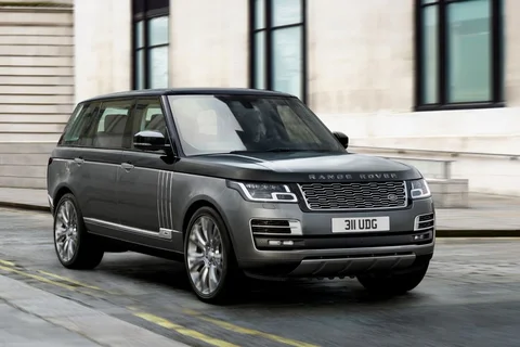 Land Rover Range Rover D300 HSE 2021 view 5