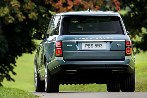 Land Rover Range Rover D300 HSE 2021 view 10
