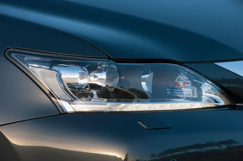 Lexus CT 200h Hybrid First Edition 2011 view 12