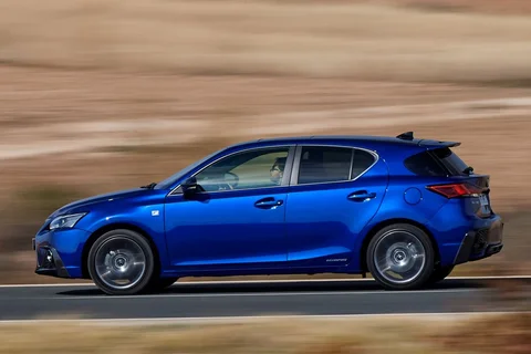 Lexus CT 200h Hybrid Ultimate Edition 2020 view 2