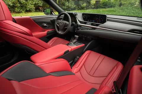 Lexus ES 300h Executive Line 2018 view 7
