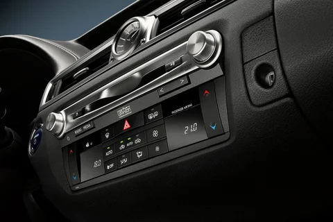 Lexus GS 450h President Line 2012 view 11