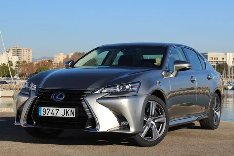 Lexus GS 300h Business Line 2016 view 3