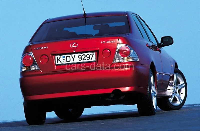 Lexus IS 300 Executive 2001 front view