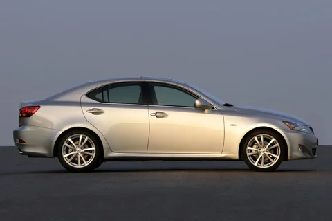 Lexus IS 220d Sport 2005 view 12